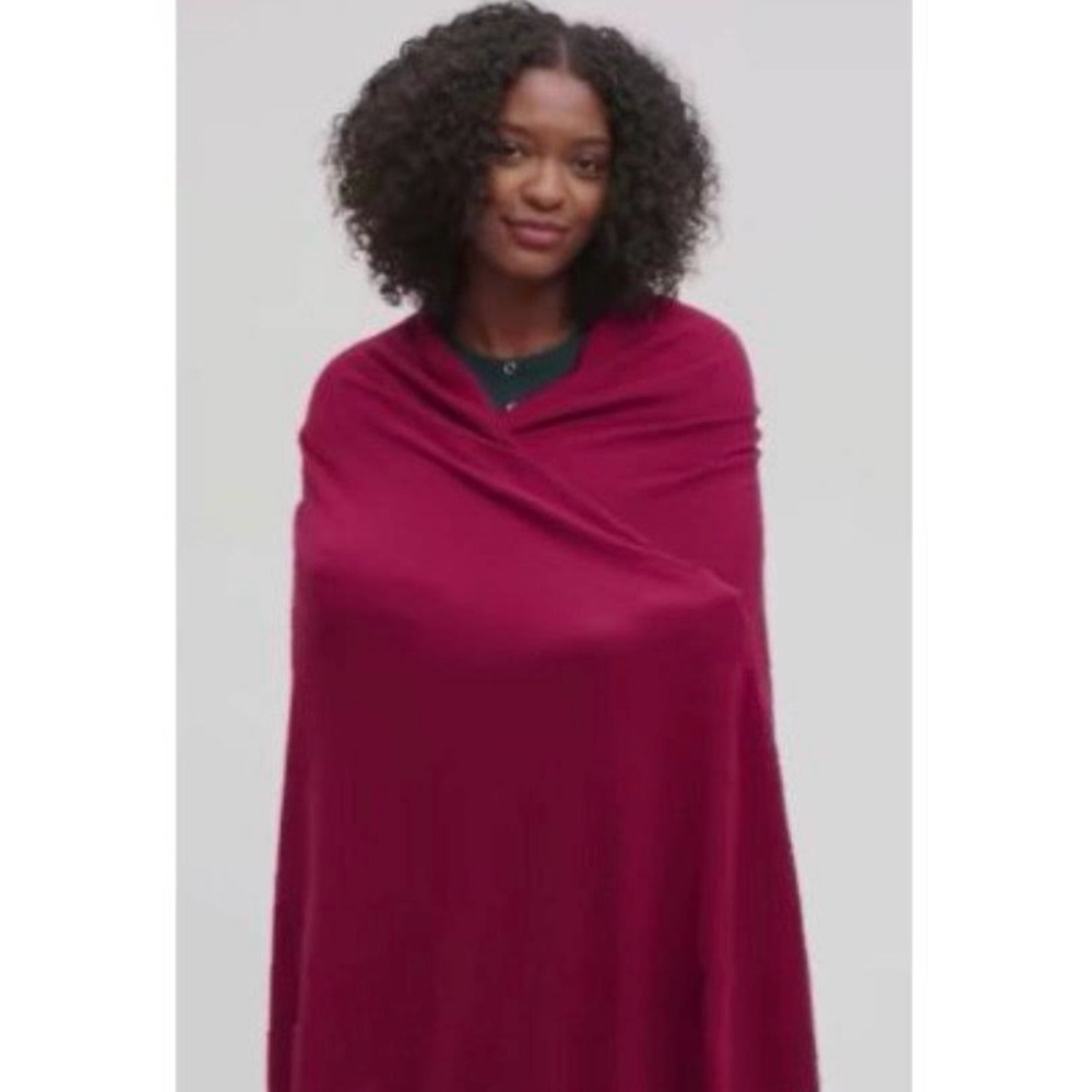 Short Stories Travel Blanket